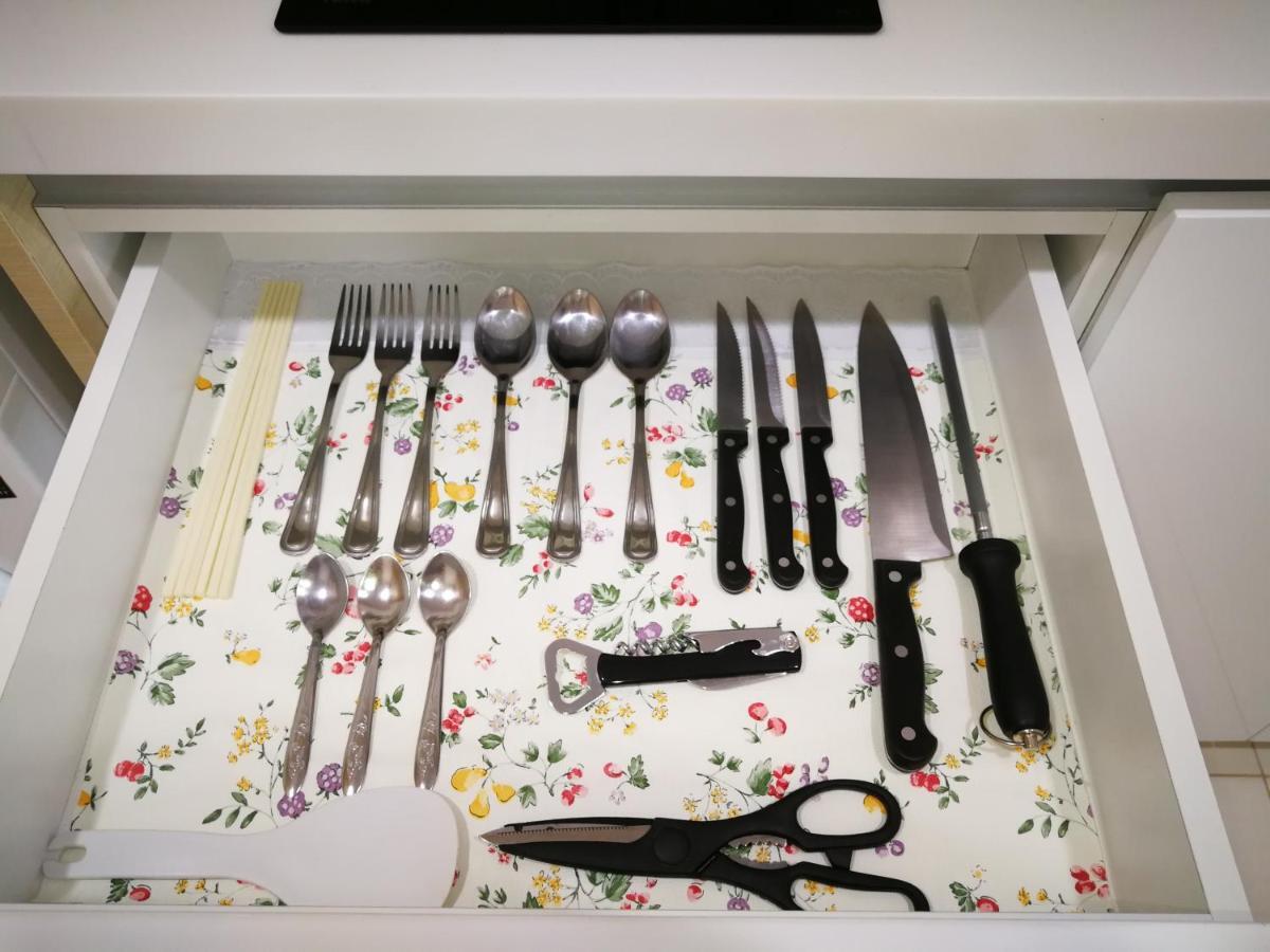 더 리비에라 웡아맛 비치 아파트먼트 파타야 바이 푸 외부 사진